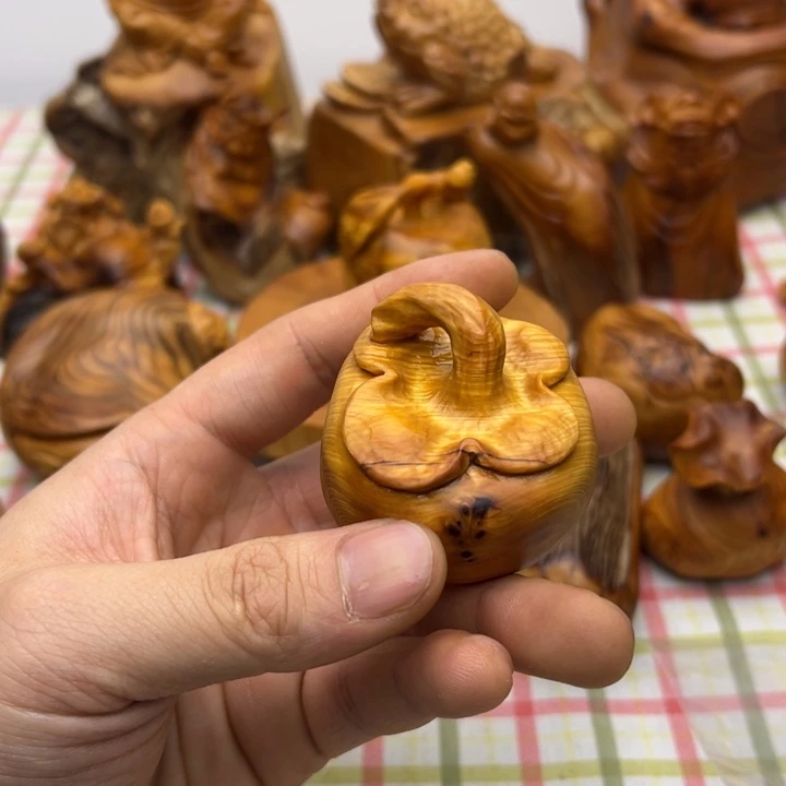 臻***阁柏木（崖柏）陈化老料手串把件