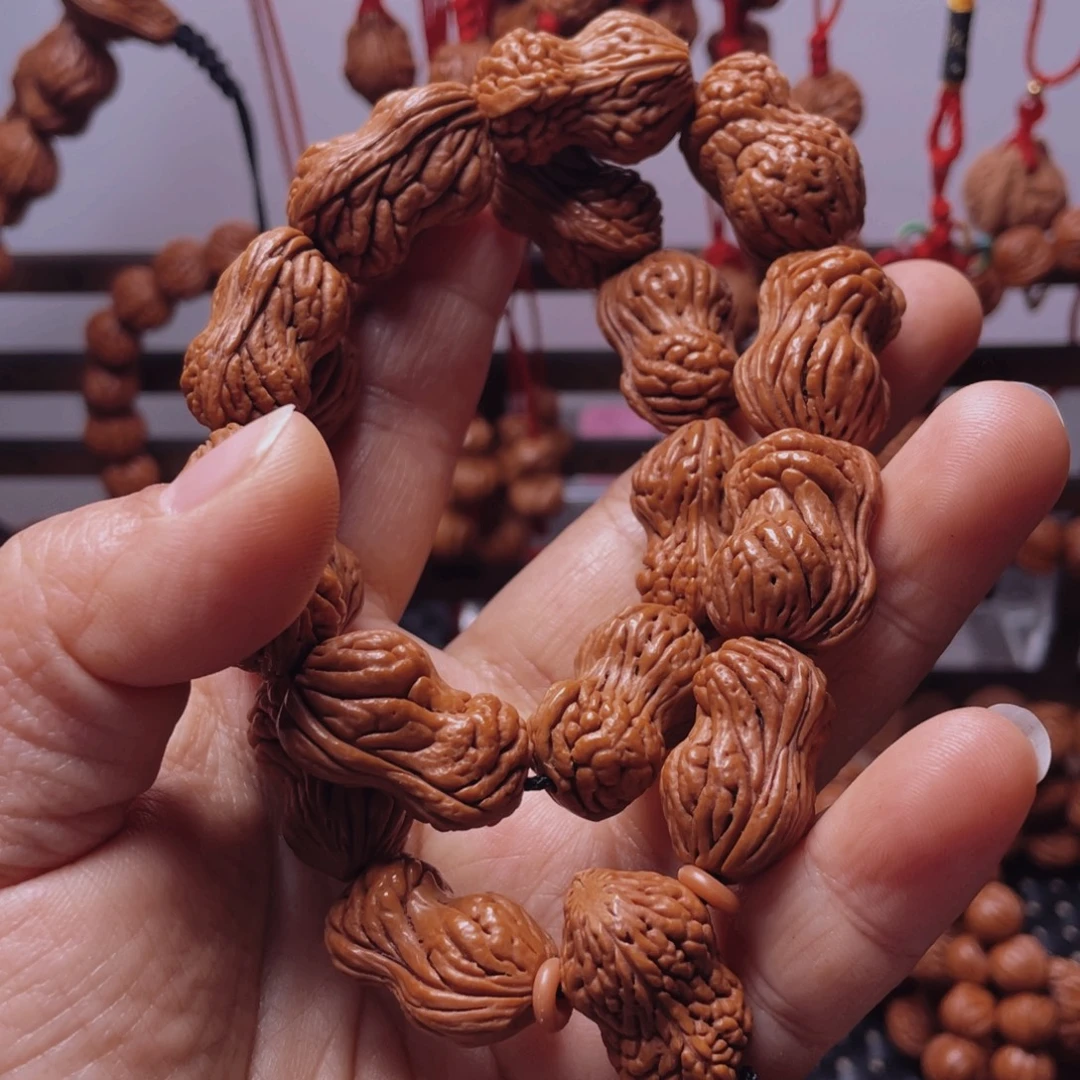 木质类龙纹桃枭手串