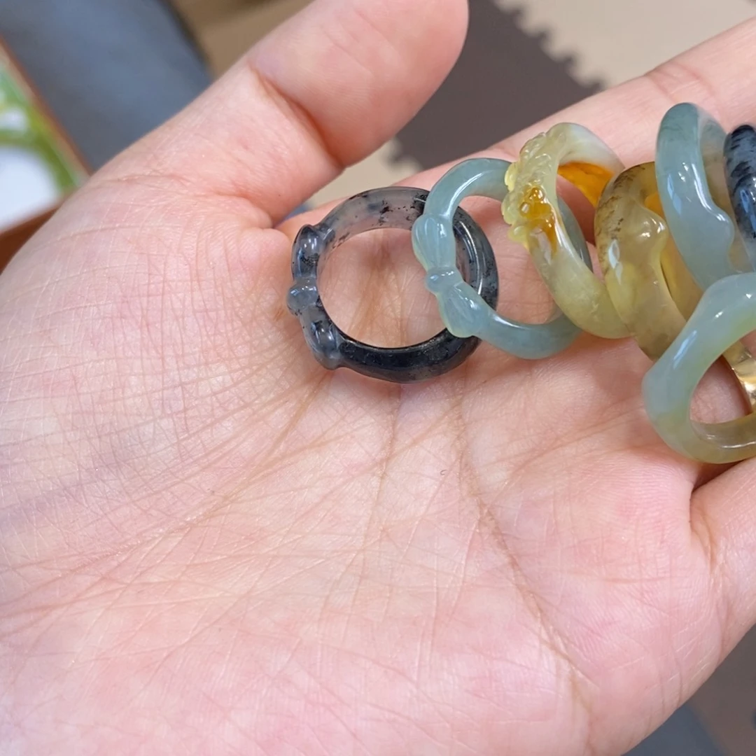 蛇纹石玉未镶嵌手镯2****7