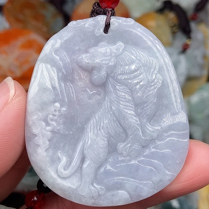 颈饰未镶嵌翡翠q