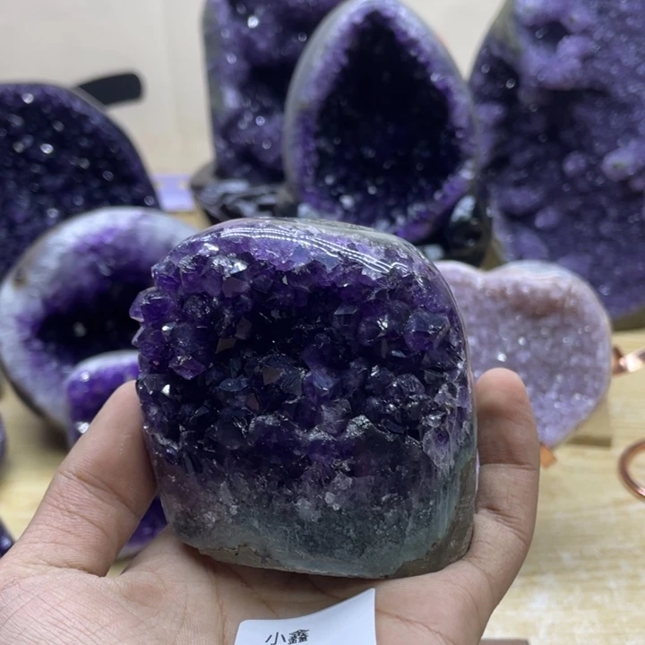 未镶嵌大型摆件（非配饰）紫晶