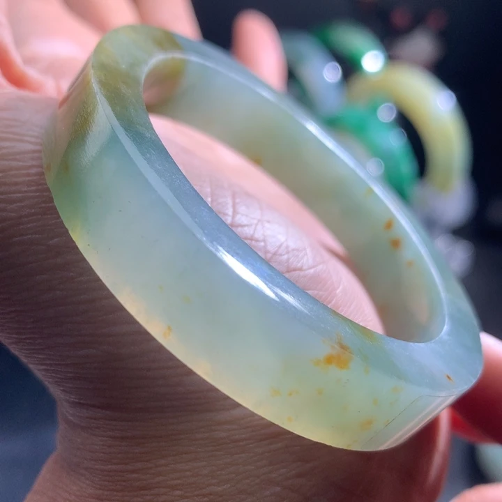 定制翡翠手镯未镶嵌