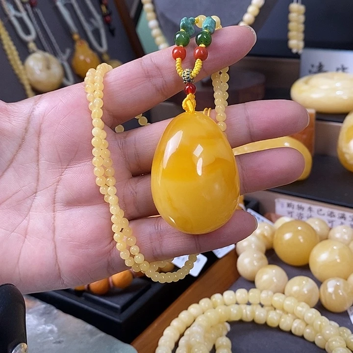 裸石琥珀未镶嵌水滴