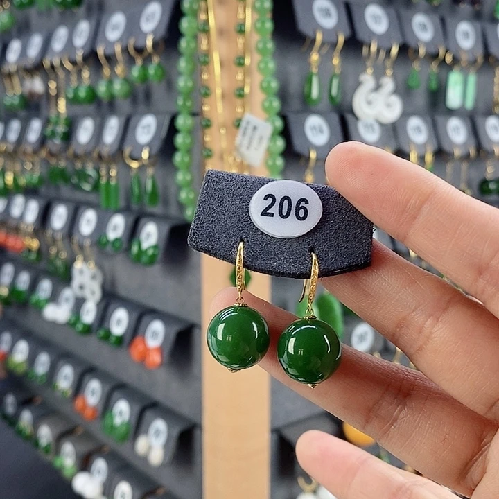 和田玉耳饰18K金镶嵌