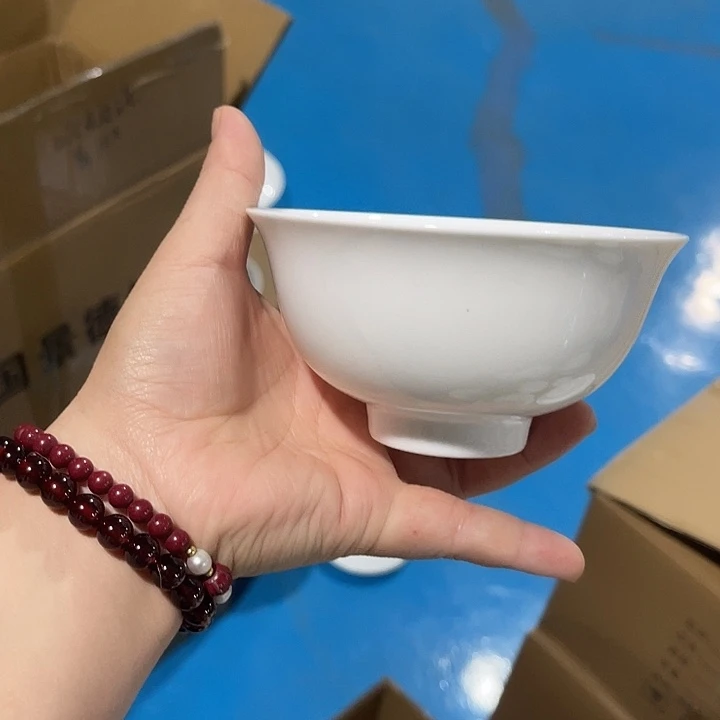瓷片云白4.75英寸米饭碗六个包邮，带标款