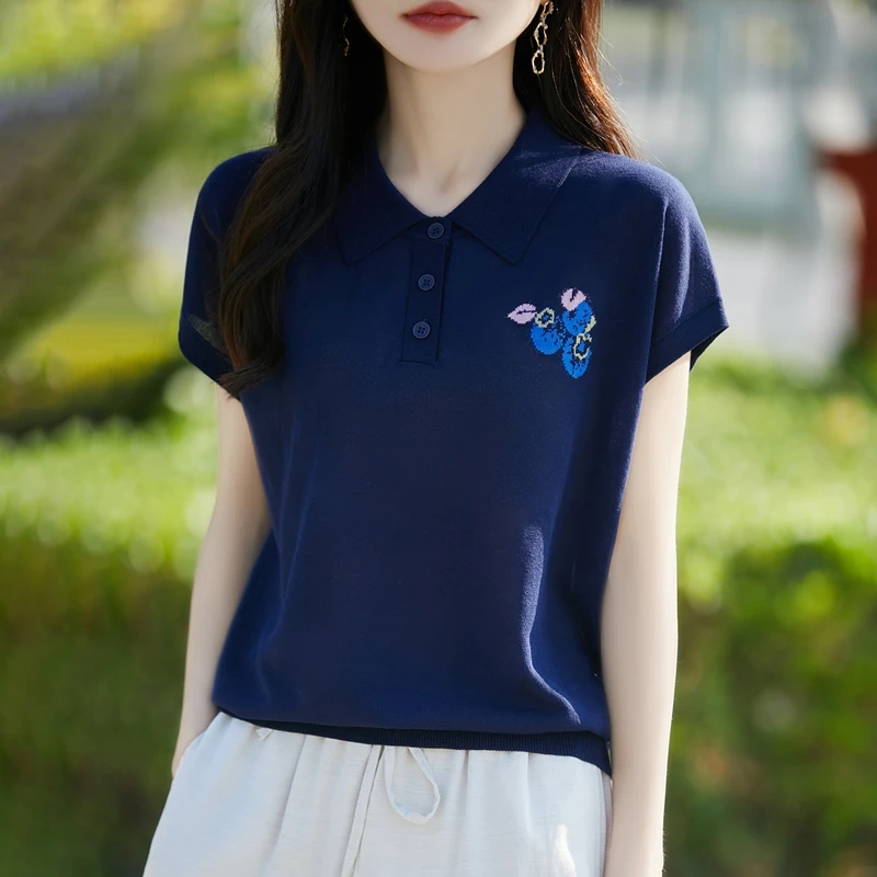 时尚品牌女装夏季新款气质时尚翻领半开扣蓝莓刺绣短袖针织衫女
