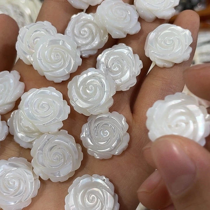 合金玛瑙/玉髓珠宝半成品一颗20mm马蹄螺雕刻玫瑰花