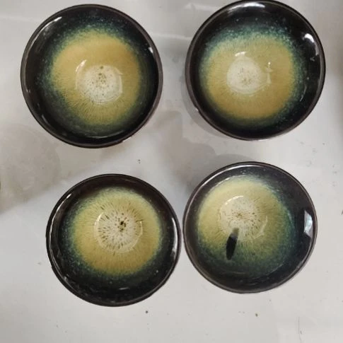 瓷片瓷器，各种摆件，瓷片，