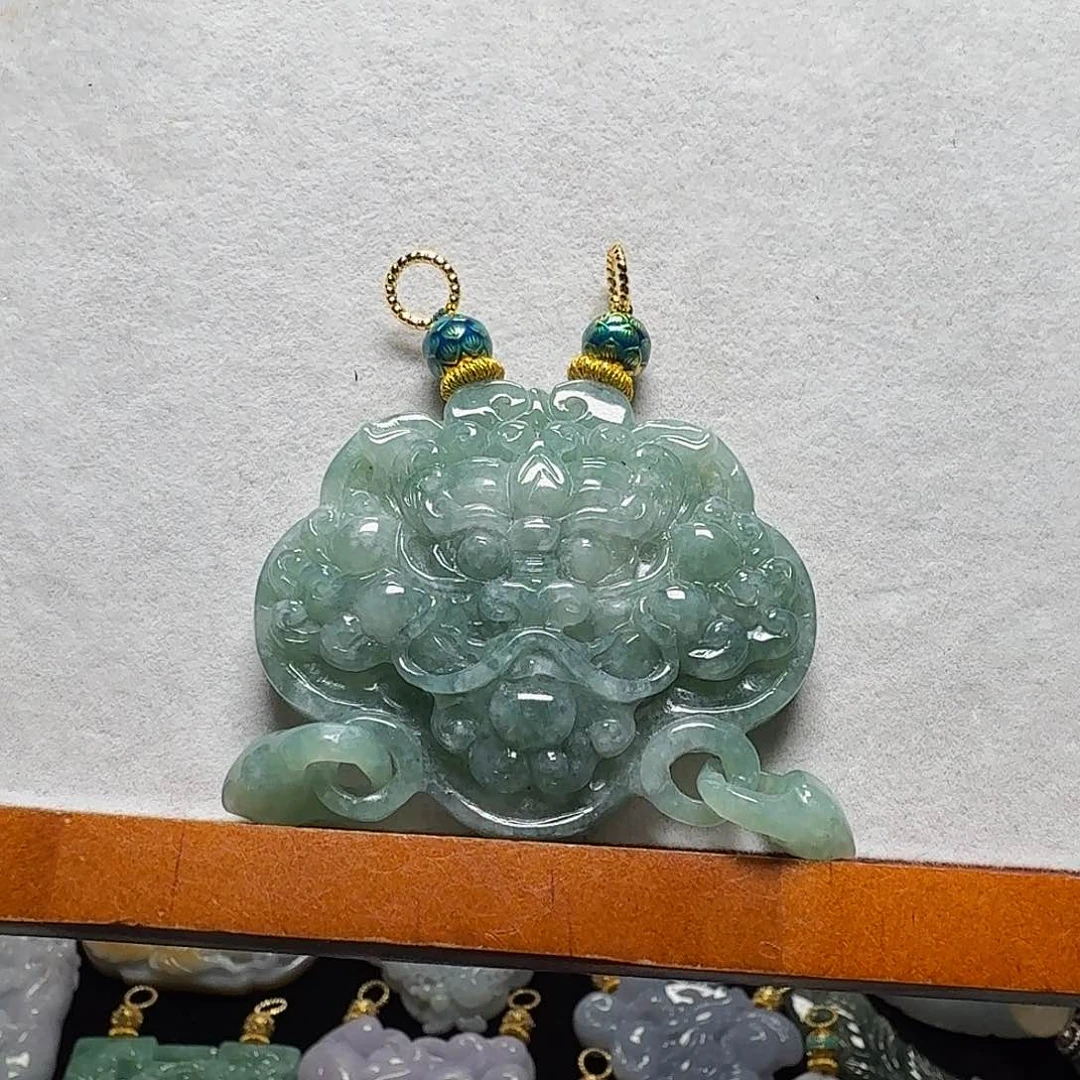 吊坠(赠链)未镶嵌翡翠