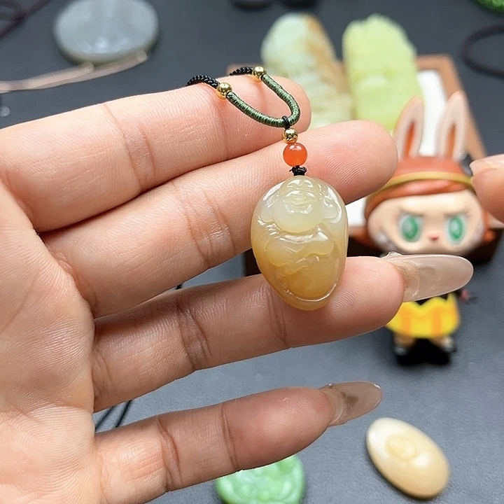 【闪购商品】和田玉未镶嵌颈饰蝶**涯