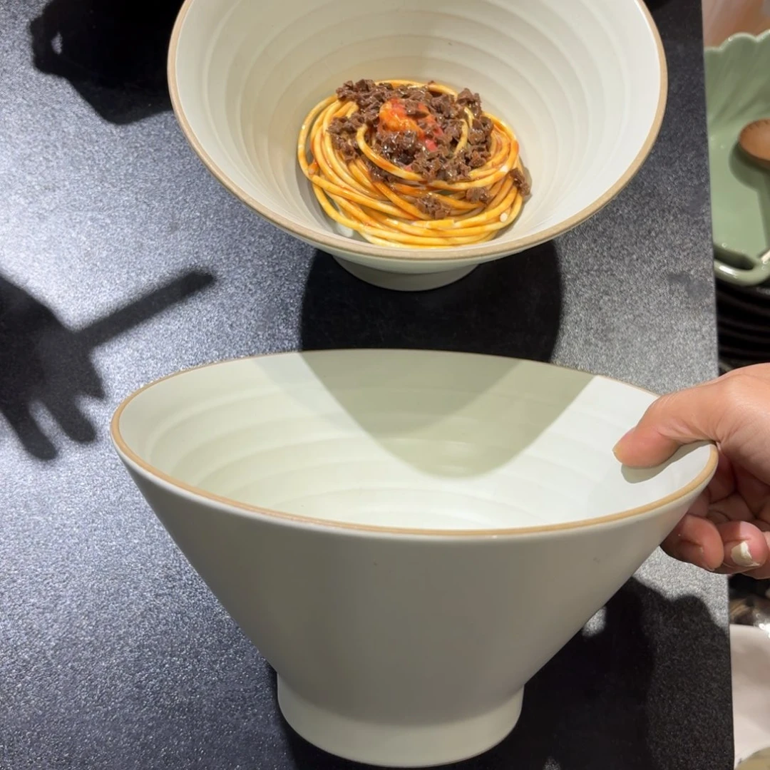 瓷微瑕特价处理两个两个