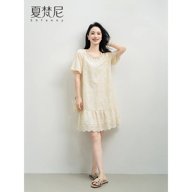 夏梵尼甜茶柑橘夏日刺绣连衣裙小个子短款气质宽松显瘦多巴胺裙子