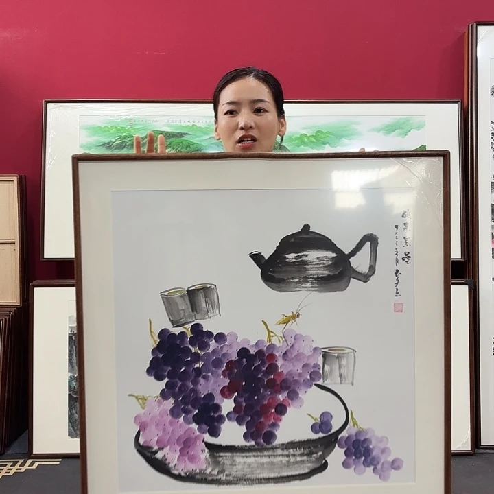 国画手绘带框作品