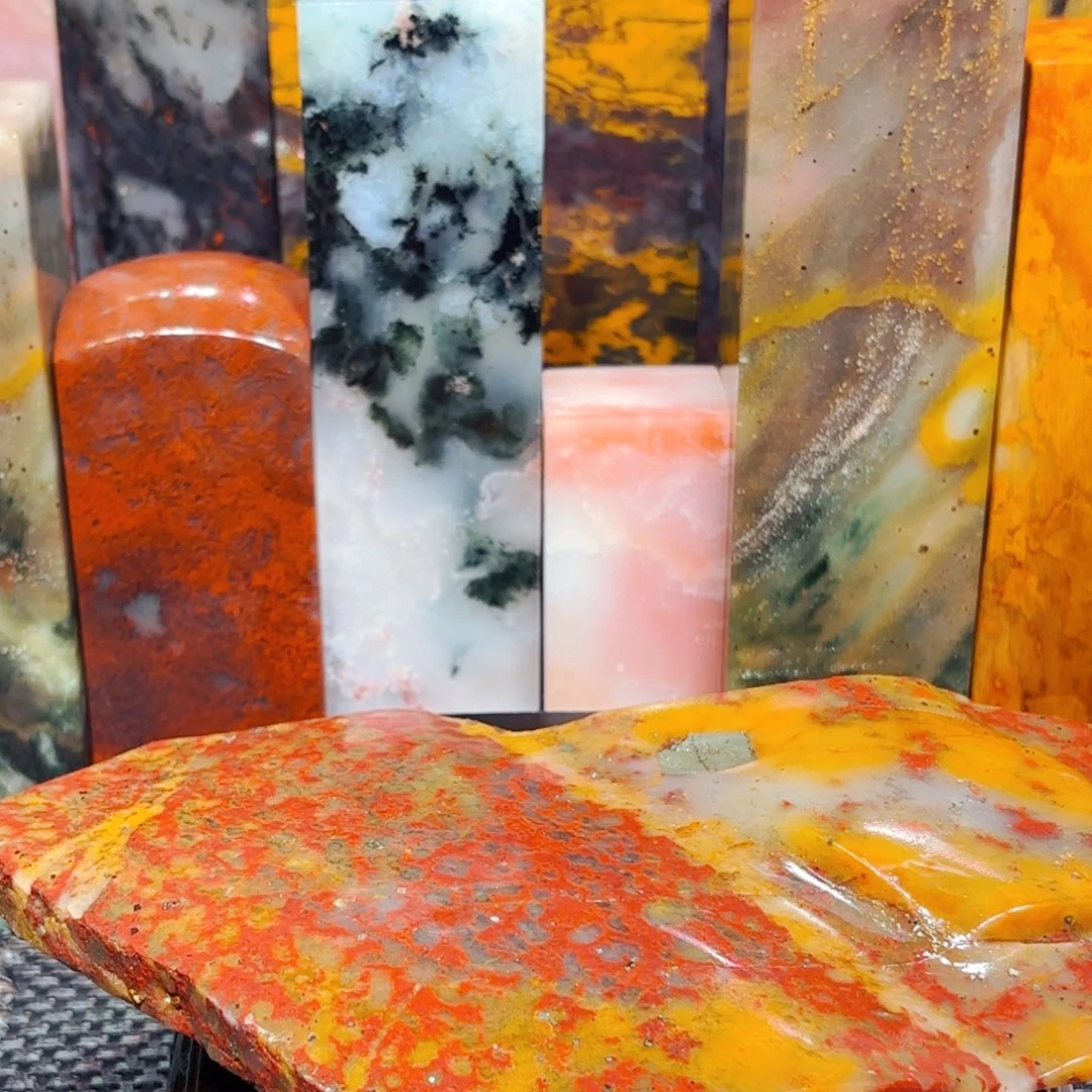 石材桂林鸡血玉罗家塘料