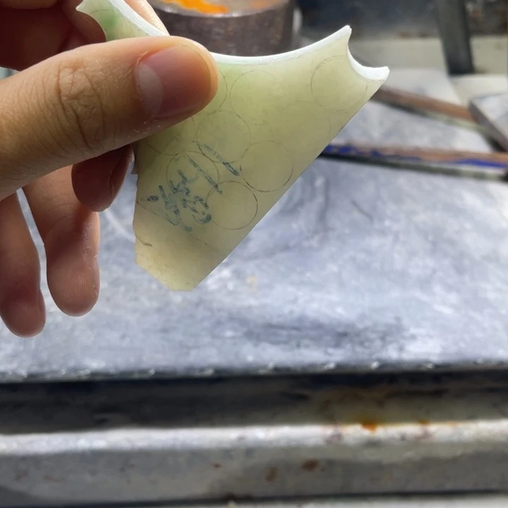 翡翠裸石虎虎珠宝手镯定制