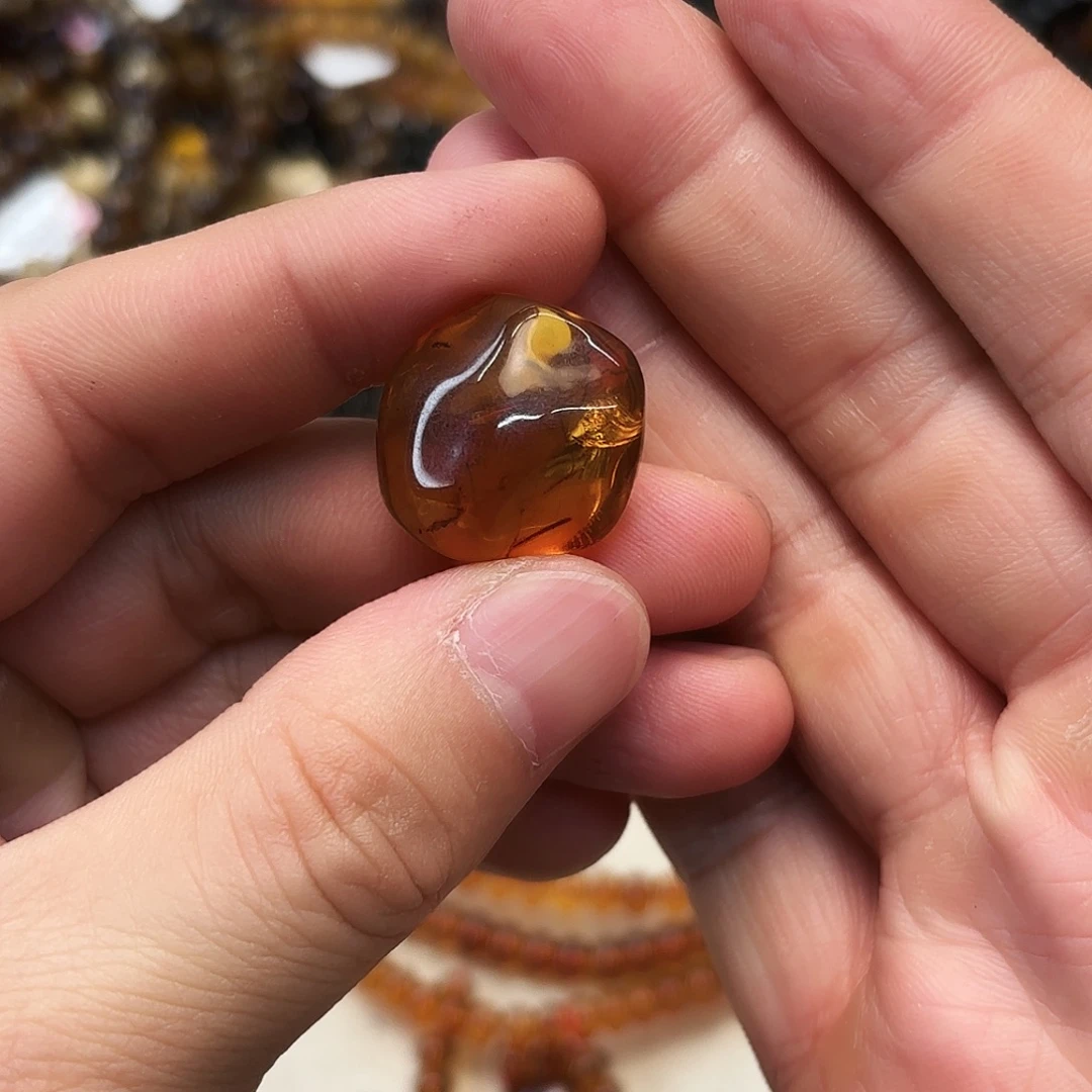 琥珀未镶嵌裸石大