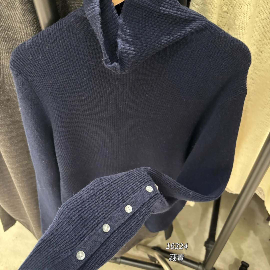 16324（部分无水洗唛，介意慎拍）WANGDAN新款高领手袖五粒扣针织衫