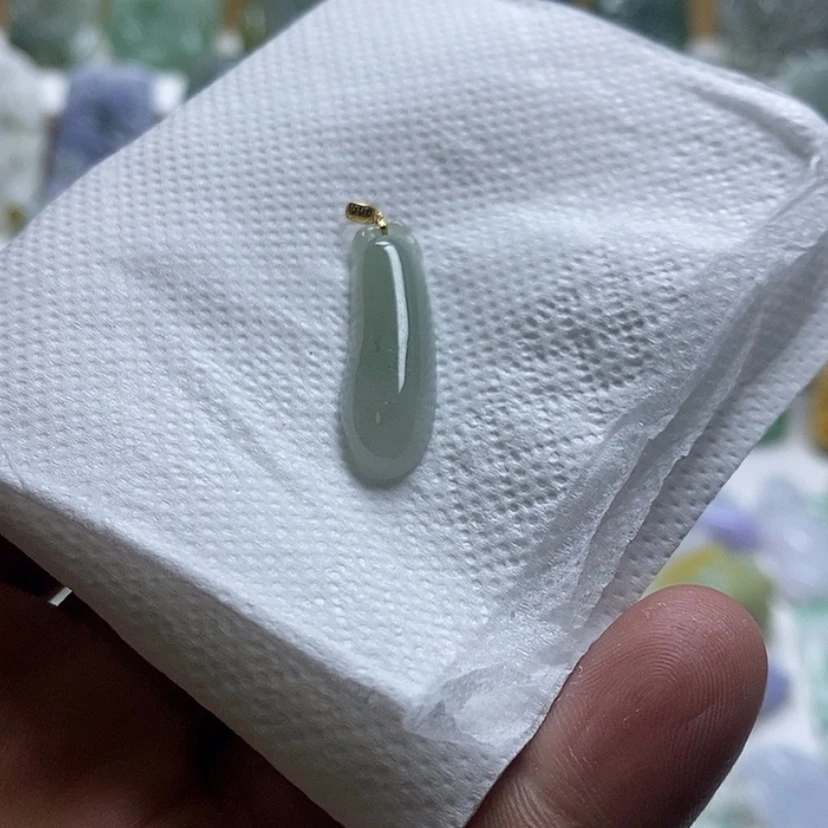 【闪购商品】翡翠颈饰未镶嵌福瓜