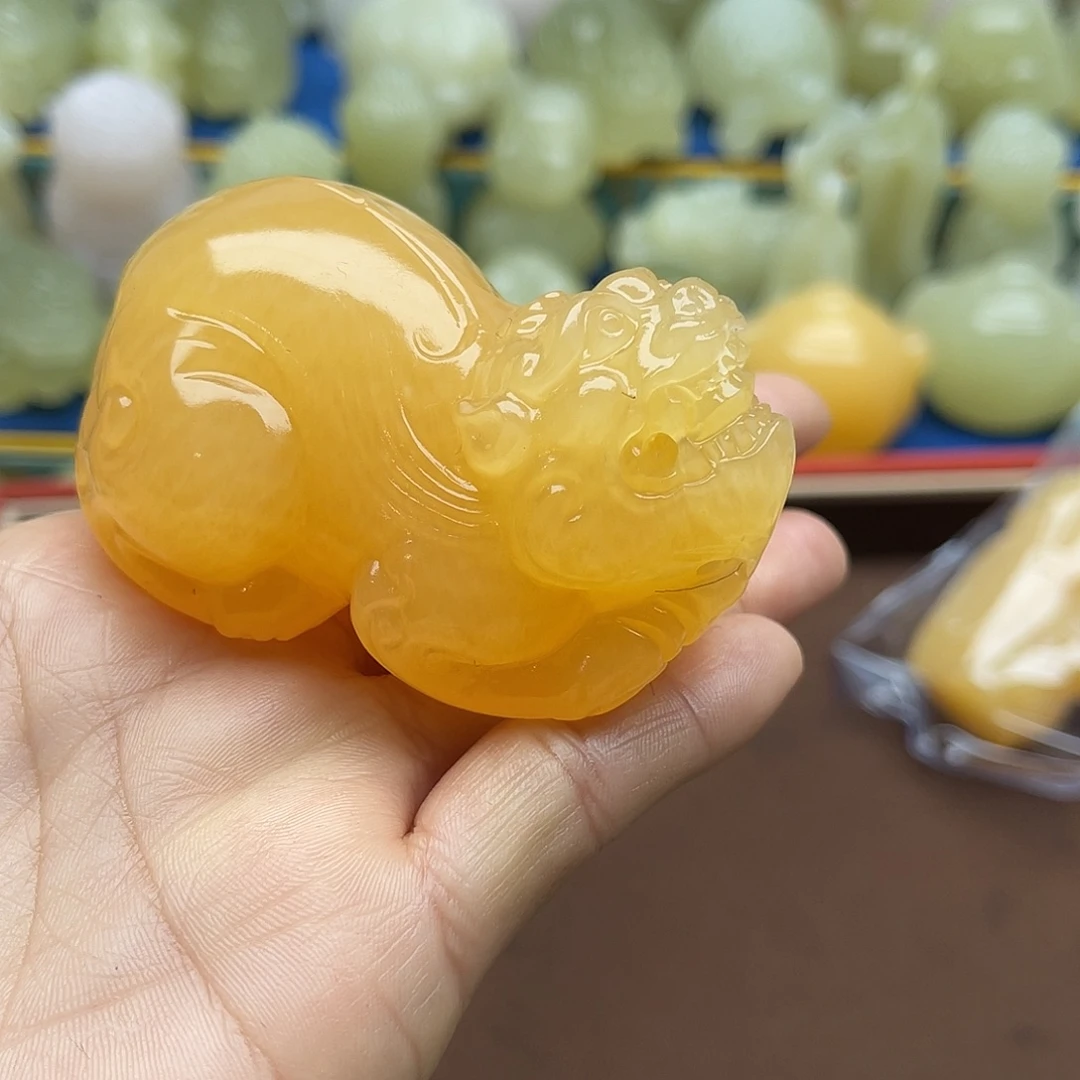 樱***桃玉天然桌面小摆件