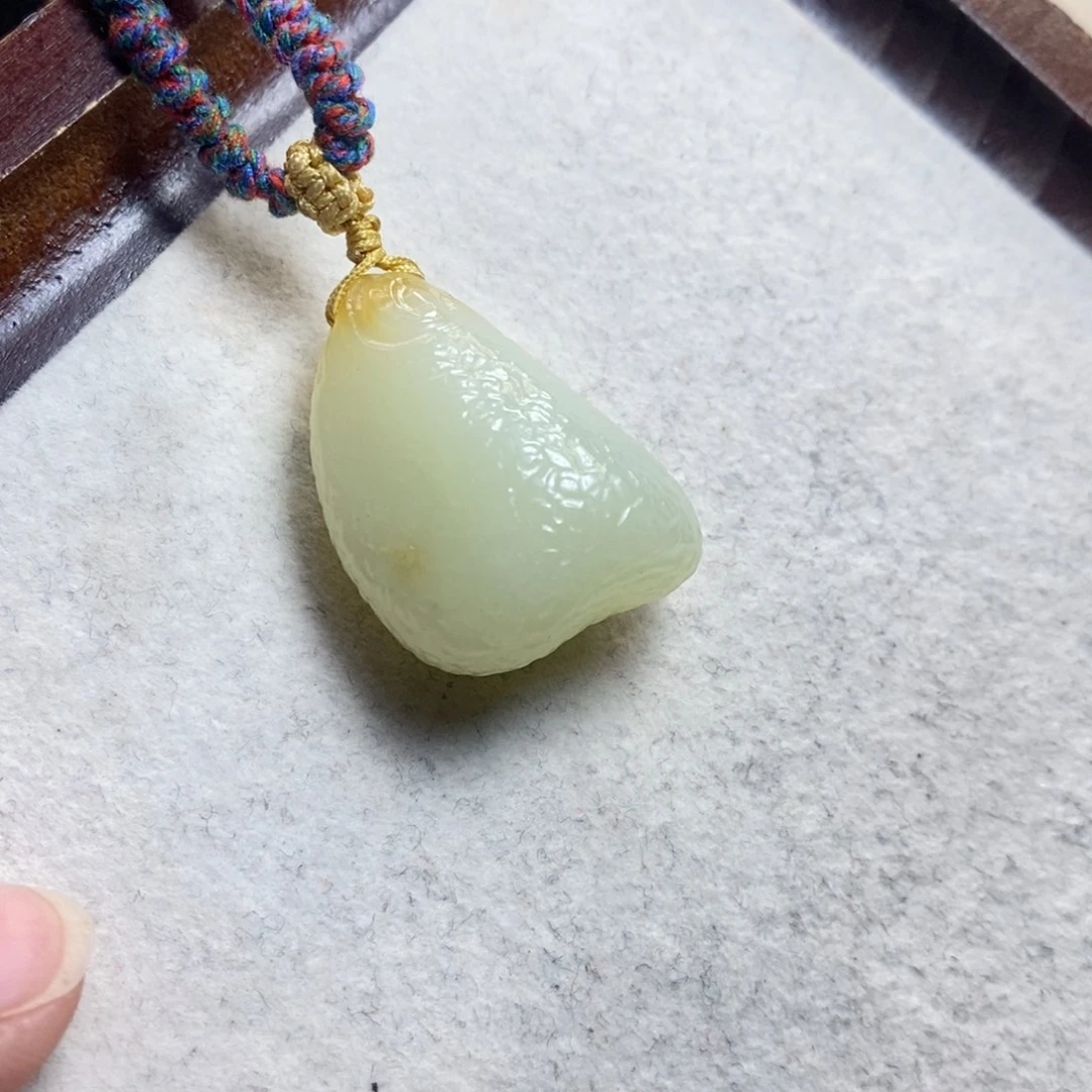 和田玉未镶嵌颈饰15