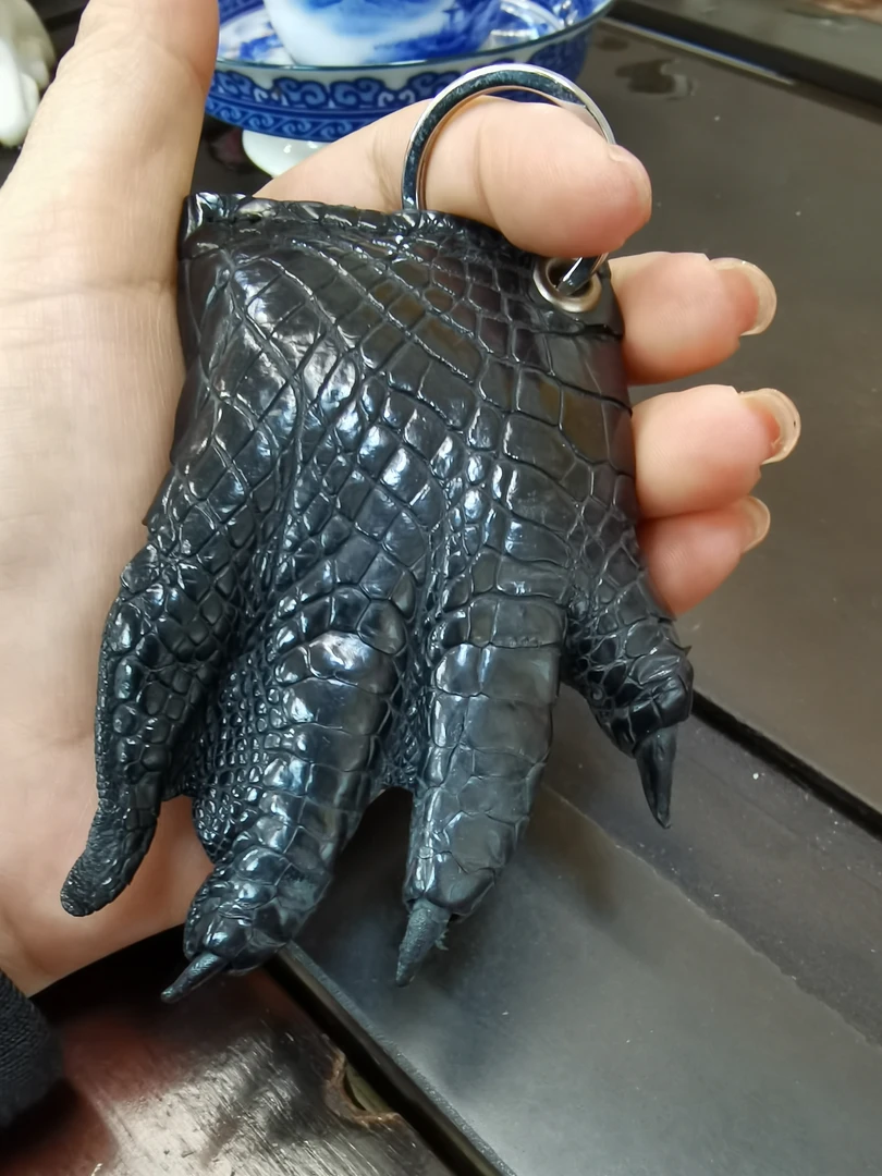 鳄鱼大爪 钥匙扣 手伴