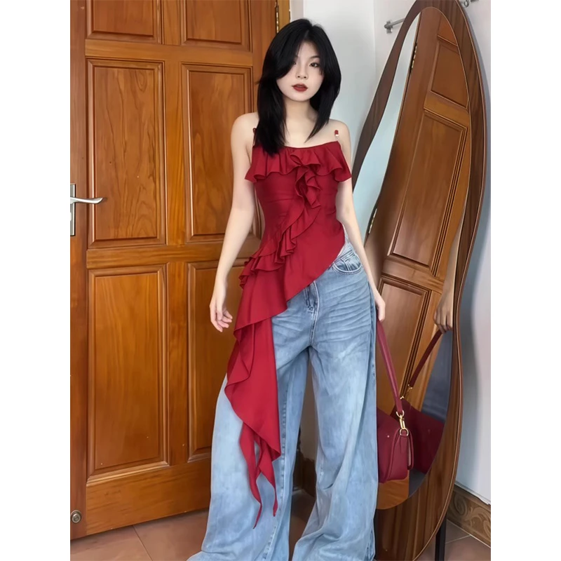 2025夏季多巴胺风格衣服红色荷叶边吊带上衣女不规则收腰显瘦短裙