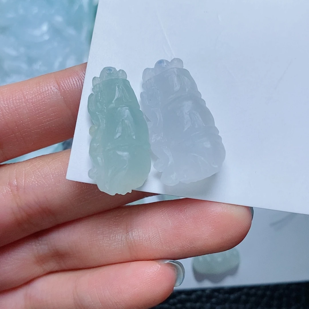 定制翡翠未镶嵌毛货付款后确认抛光