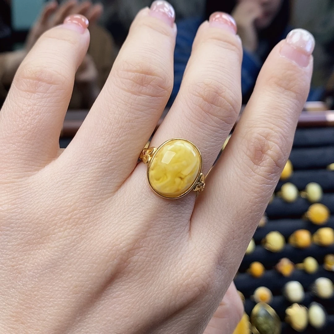 琥珀未镶嵌裸石成品