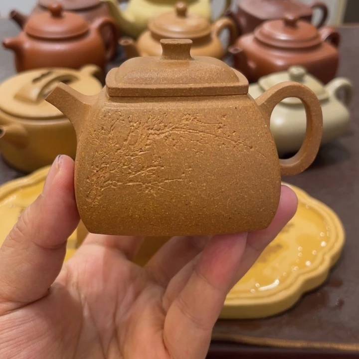 紫砂茶壶四方坦然黄降坡