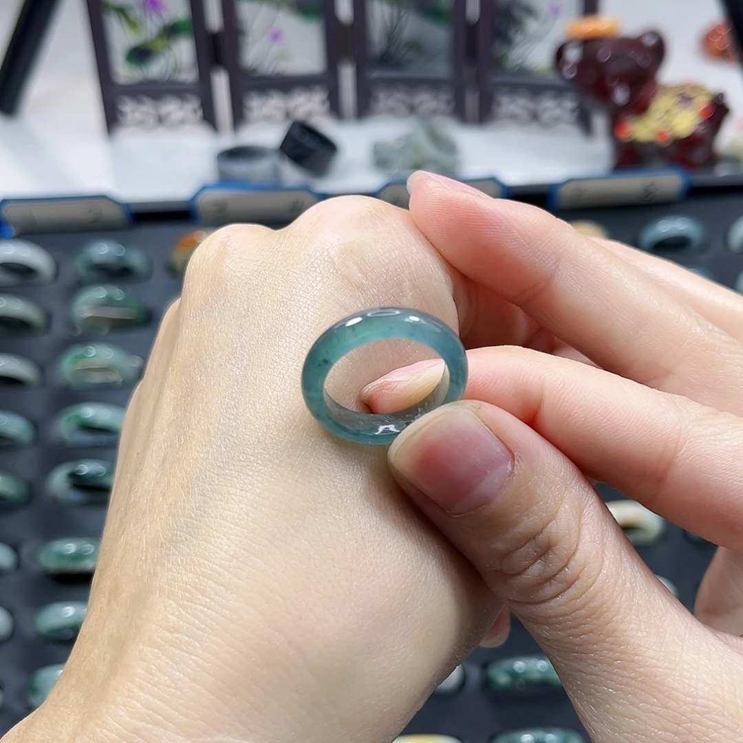 未镶嵌戒指翡翠翡翠