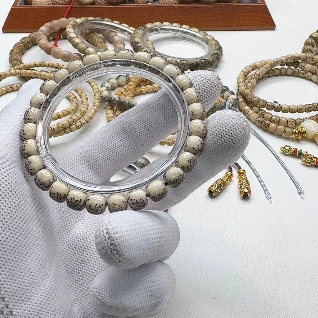 星月菩提吊坠39创世冰白石玉河豚8左右单圈