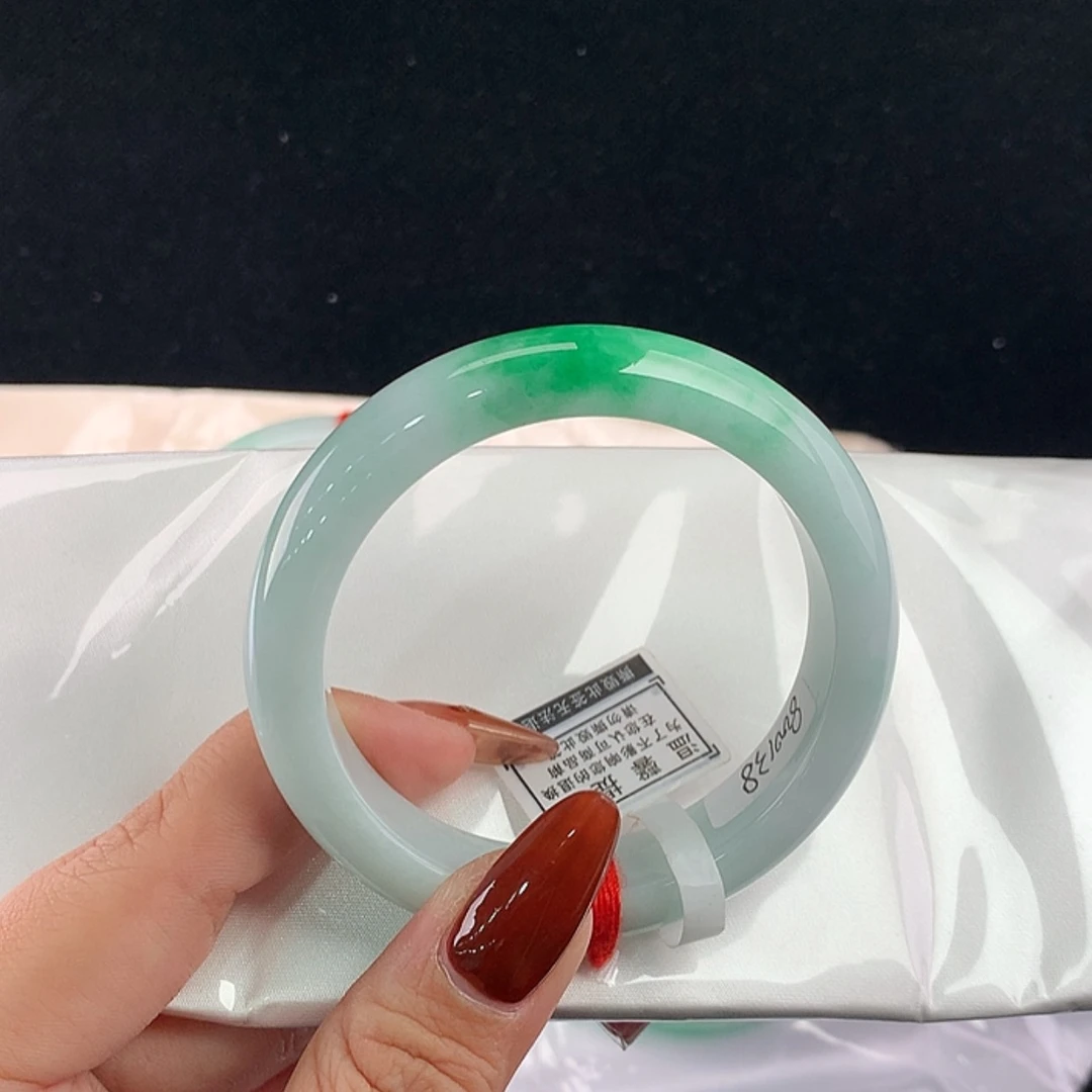 【闪购商品】未镶嵌手镯翡翠正55