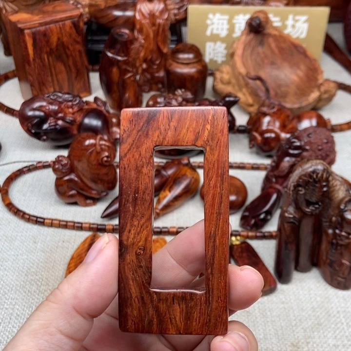 笑***间黄花梨/降香黄檀其他