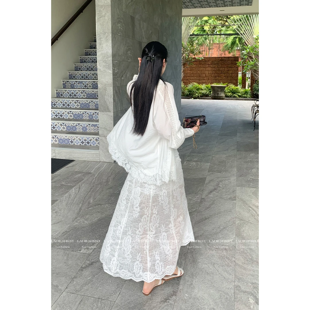 毛妮Peshe【甜飒交响】镂空花边衬衫夏日百搭甜美风上衣女L1734