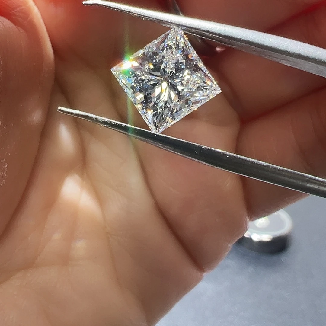 合成钻石裸石2.78ct公主方上海igi e vs1