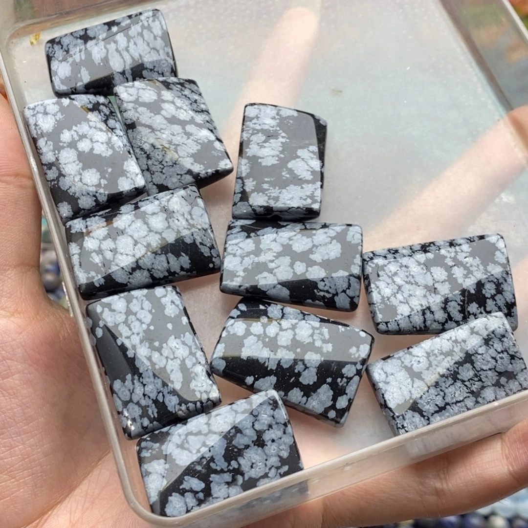 玛瑙/玉髓未镶嵌珠宝半成品两个20×30mm雪花黑曜石无事牌