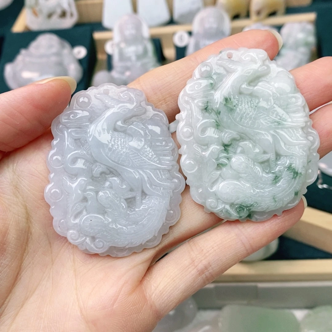 翡翠未镶嵌颈饰凤凰发货发其一