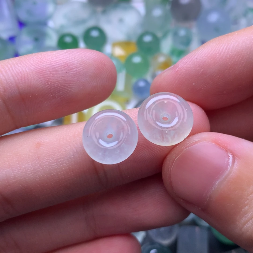 定制翡翠未镶嵌挂件