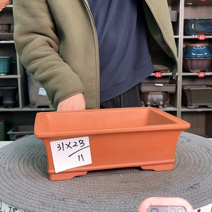 紫砂花盆紫砂的颜色很好看呀