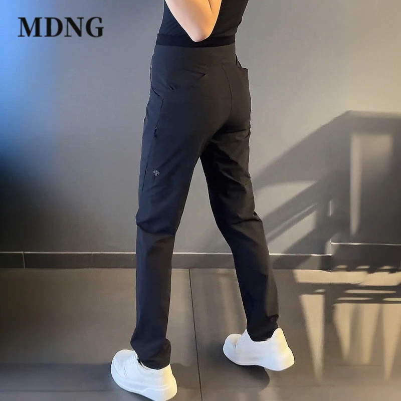 MDNG男士夏季裤子薄款轻奢潮牌男士时尚显瘦休闲裤子户外直筒长裤