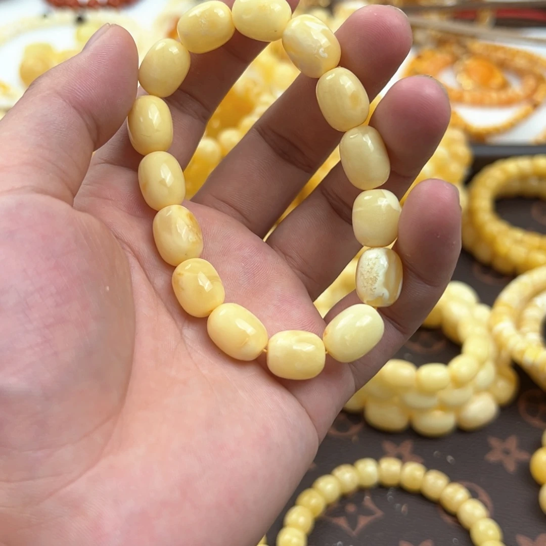 【闪购商品】手串琥珀未镶嵌
