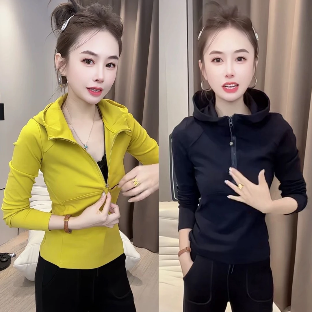 2025秋季新款时尚休闲半拉链连帽卫衣女长袖修身显瘦减龄洋气上衣
