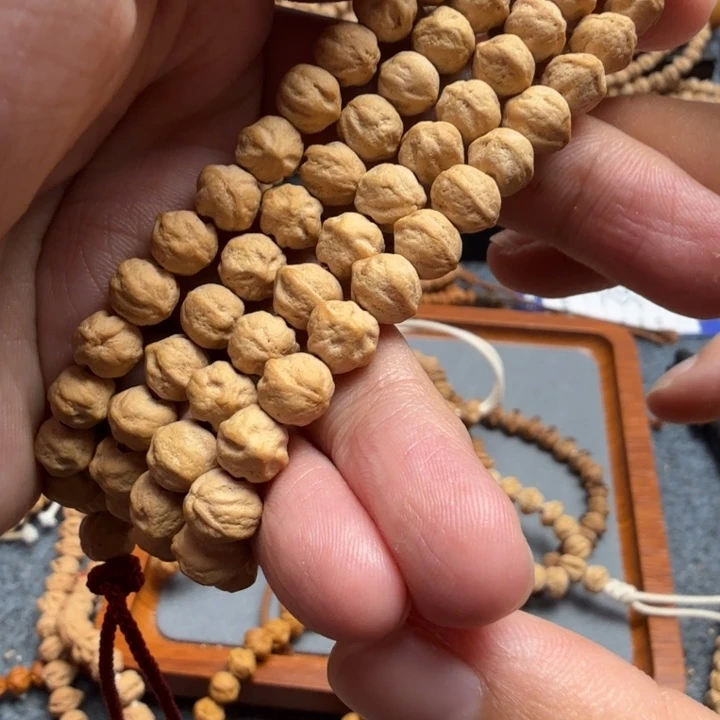柏香籽/百香籽手串30