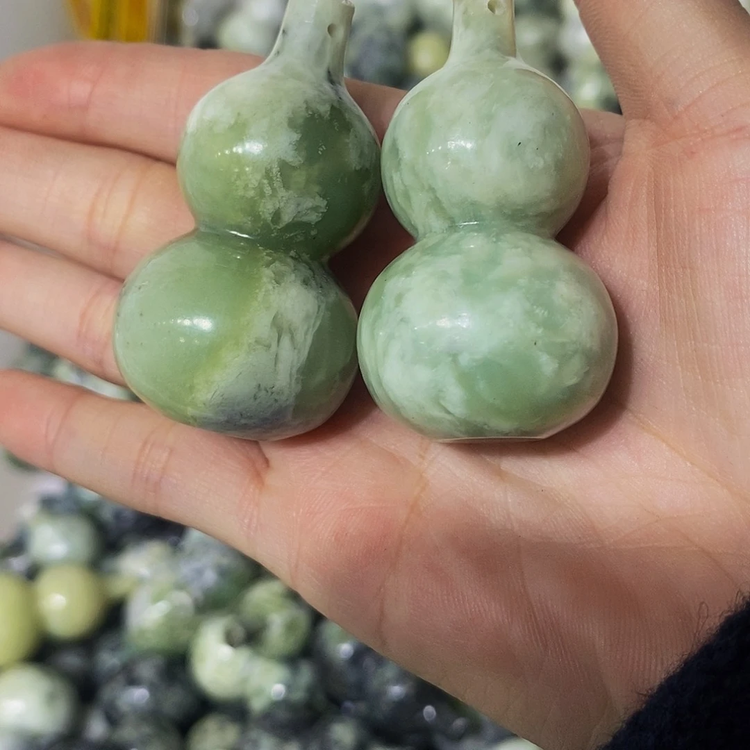 未镶嵌蛇纹石玉珠宝半成品179