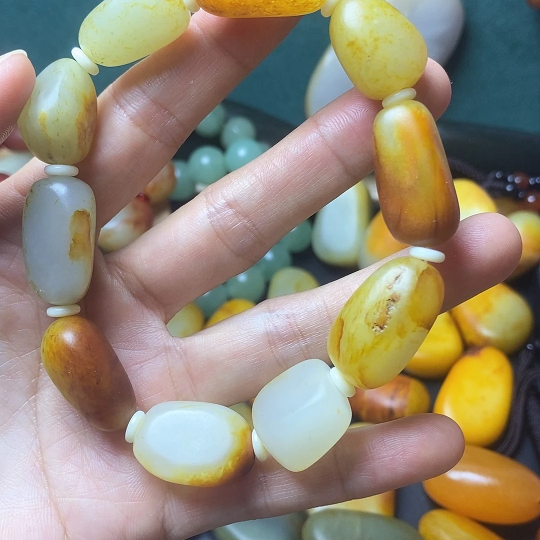 和田玉（糖玉）未镶嵌挂件