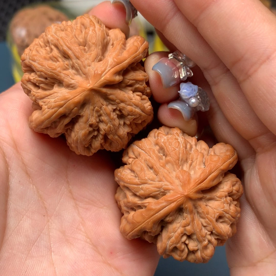 文玩核桃吊坠46-23308-02