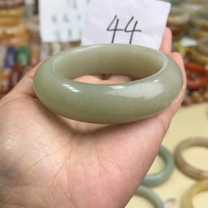 石英质玉微瑕57未镶嵌