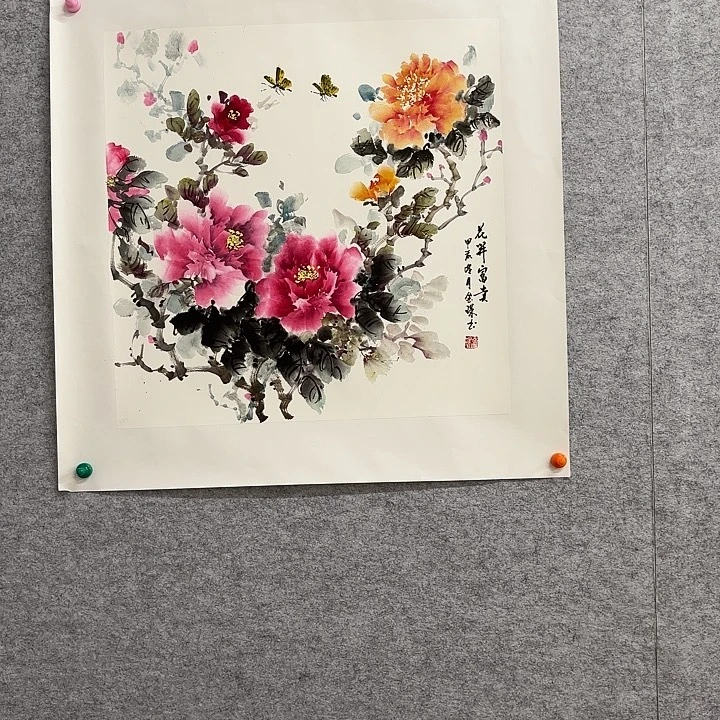 国画花鸟等图案为一体的大型