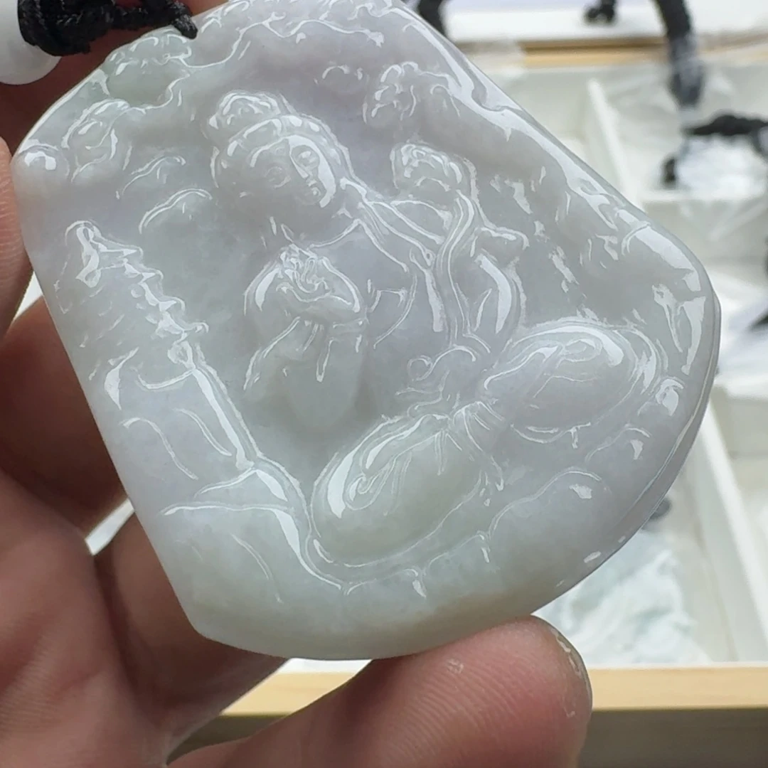 翡翠未镶嵌颈饰天然缅甸A货翡翠