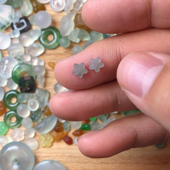 定制翡翠未镶嵌挂件